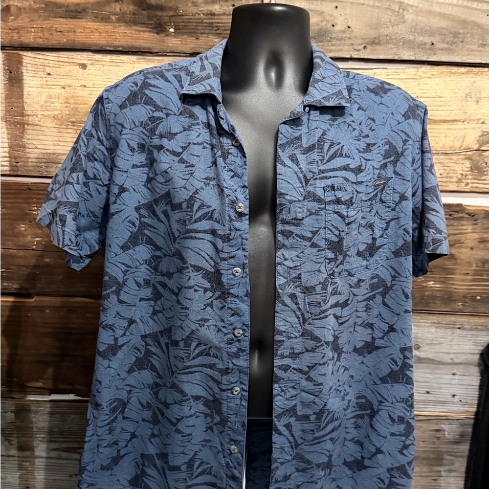 Eddie Bauer Blue Leaf Print Casual Shirt